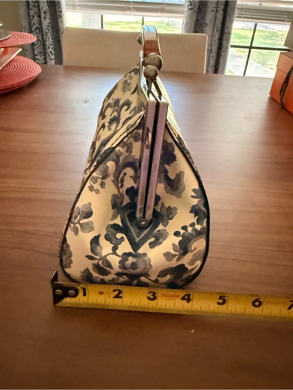 Patricia Nash Cream Floral Frame Clutch with Handle - Picture 8 of 9